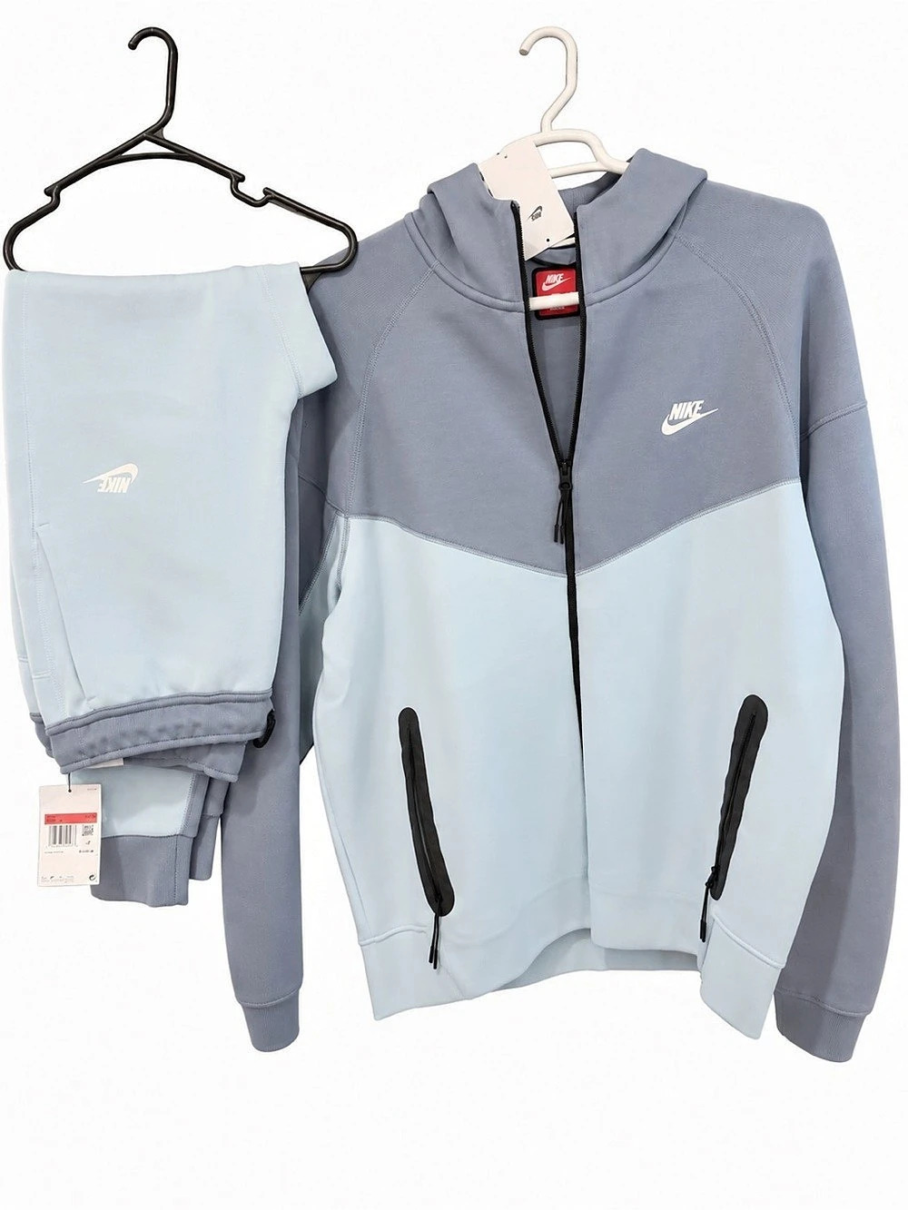 Nike Men’s Gray Light Blue Matching Set Hoodie XL & Jogger Pants Large